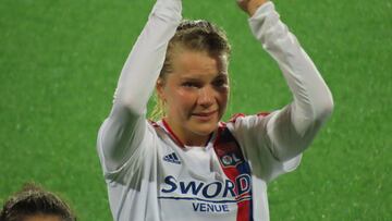 Ada Hegerberg al terminar el partido ante el Häcken.