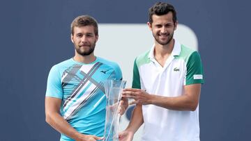 Los número 1 de dobles, Mektic y Pavic, dan positivo por COVID