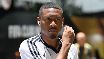 Alaba se vuelve invisible