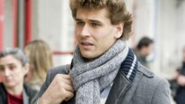 Florentino dice a Macua que no fichará a Llorente ahora