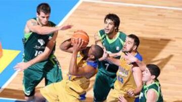 <b>UNICAJA 53 - ESTUDIANTES 64</b>.
