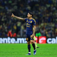 Javier Aquino: “Les duele ver a Tigres ahí”