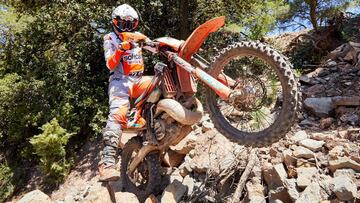 Sigue en directo a Laia Sanz en la Red Bull Hare Scramble