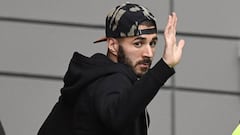 Levantan parcialmente el control judicial a Benzema