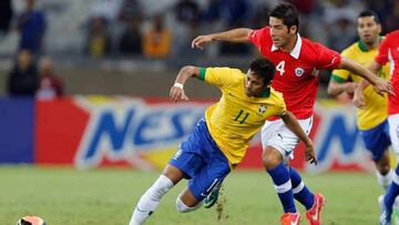 Álvarez: "Entre Sampaoli y Bielsa, me quedo con Juvenal Olmos"