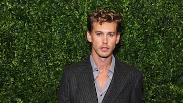 LONDON, ENGLAND - FEBRUARY 18: Austin Butler attends The Charles Finch & CHANEL 2023 Pre-BAFTA Party at 5 Hertford Street on February 18, 2023 in London, England. (Photo by Max Cisotti/Dave Benett/Getty Images)