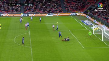 Raúl García forzó un penalti de esos que desquician a sus críticos