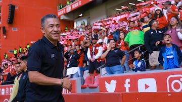 Ignacio Ambriz head coach of Toluca during the game Toluca vs Queretaro, corresponding to Round 12 of the Torneo Apertura 2023 of the Liga BBVA MX, at Nemesio Diez Stadium, on October 08, 2023.
<br><br>
Ignacio Ambriz Director Tecnico de Toluca durante el partido Toluca vs Queretaro, correspondiente a la Jornada 12 del Torneo Apertura 2023 de la Liga BBVA MX, en el Estadio Nemesio Diez, el 08 de Octubre de 2023.