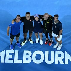 Federer da lustre a la nueva ceremonia inaugural