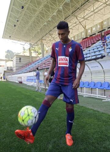 Eddy Silvestre refuerzo para el Eibar.