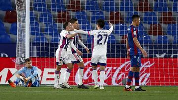 VALENCIA, SPAIN - JANUARY 22: Alcaraz #14 of Valladolid celebrates after he scores a goal during the La Liga Santader match between Levante UD and Real Valladolid CF at Ciutat de Valencia Stadium on January 22, 2021 in Valencia, Spain. Sporting stadiums a