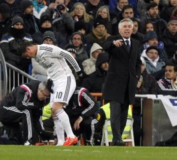 James Rodríguez se tuvo que retirar por lesión.