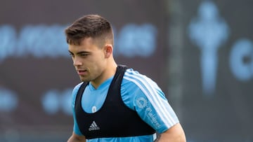 Fran Beltrán durante un entrenamiento en A Madroa.