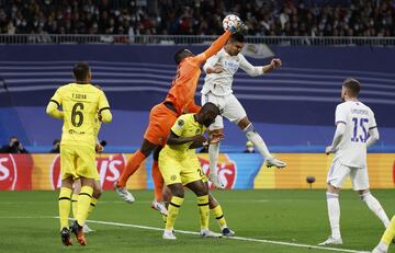 Edouard Mendy y Carlos Casemiro.