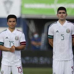 Traspaso de Johan Vásquez llena de felicidad a Jesús Angulo