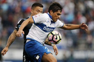 Juan Carlos Espinoza era uno de los laterales principales de Huachipato en 2015. Por ello, Mario Salas lo llevó a Universidad Católica.