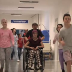 Fito lanza un emotivo y optimista videoclip contra el cáncer infantil