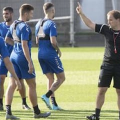 Arrasate: "No tenemos que buscar a tres equipos peores, sino acumular puntos"