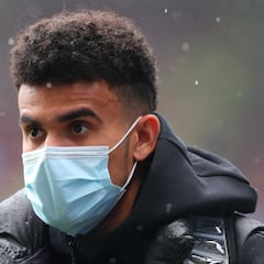 Klopp deja a Luis Díaz en el banco en victoria ante Burnley