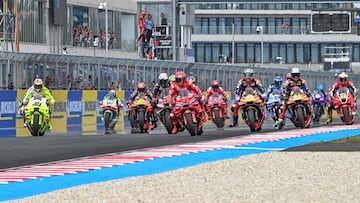 Salida de MotoGP en Hungría.