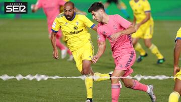 Fali cont車 c車mo celebr車 la victoria del C芍diz ante el Madrid