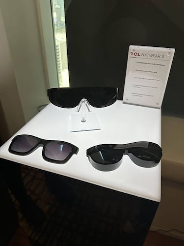 TCL presents NXTWEAR S and RayNeo X2 its innovative augmented reality glasses