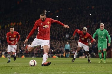 'Terrific' Ibrahimovic has elevated United, raves Bryan Robson