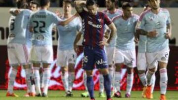 El Celta celebra el gol de Nolito.