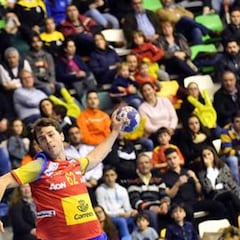 España gana a Polonia en su camino a los Mediterráneos