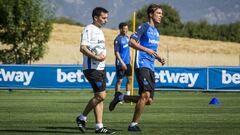 Tom&aacute;s Pina en un entrenamiento de pretemporada.