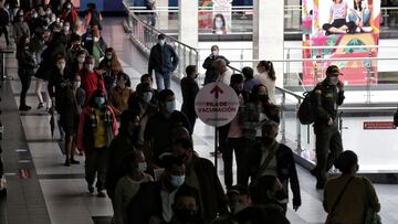 Puntos de vacunación en Bogotá con horario extendido. Conozca los centros de aplicación de vacunas que atenderán a los ciudadanos hasta la noche.