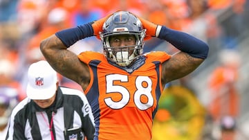 Uno de los cazamariscales más temidos de la NFL. El jugador de los Broncos aseguraría la defensa ante todos los ataques rivales, tal y como lo hace en el futbol americano.