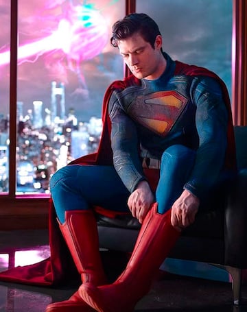Los trajes de Superman en el cine Henry Cavill David Corenswet Christopher Reeve Brandon Routh Nicolas Cage