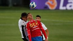 Zaldivia le crea un problema a Quinteros para la Libertadores