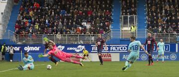 Gol 0-2 Jordi Alba
