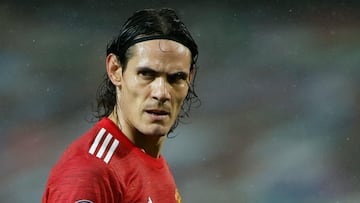 Manchester United's Cavani charged by FA over social-media post