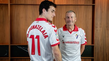 La jornada retro del Eibar rinde tributo a dos de sus leyendas