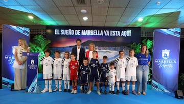 Presentaciín nuevo estadio del Marbella.