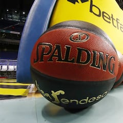 El Granca - Madrid y el Barça-GBC, aplazados por la COVID