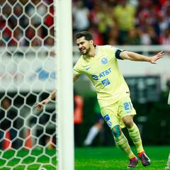 Henry Martin, el cuarto mayor goleador de América en la historia del clásico