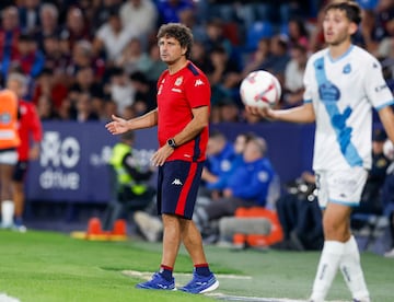 Idiakez, con el Depor frente al Levante.