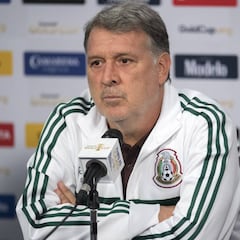 Martino define a Jiménez como el delantero más importante