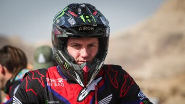 Con lío y sin victoria para empezar el Dakar: “Espero que me devuelvan el tiempo”