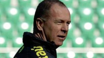Mano Menezes, seleccionador de Brasil.