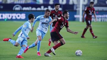 Cristian Rodr&iacute;guez y Matos, en un lance del partido.