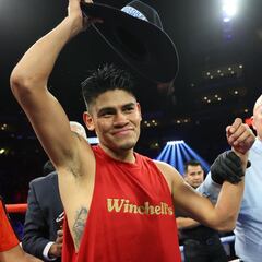 ‘El Vaquero’ Navarrete y el reto de reinar en cuatro divisiones