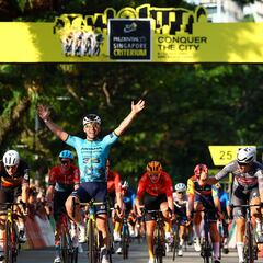 La despedida soñada: Cavendish gana el Critérium de Singapur