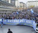 Oviedo: 5.000 le apoyan en la calle y 20.500 en el estadio