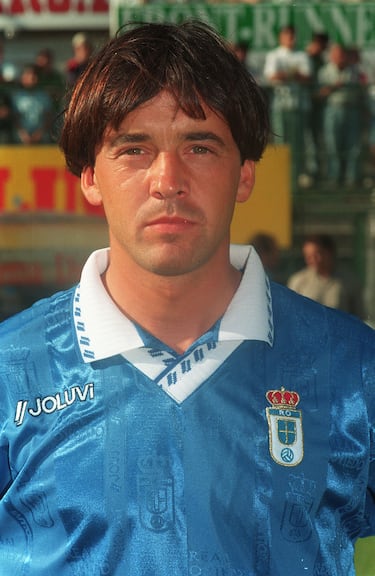 Iván jugó en el Real Oviedo entre 1995 y 1998, aportando como mediocampista creativo. Fue parte del equipo que compitió en Primera División y en competiciones europeas.