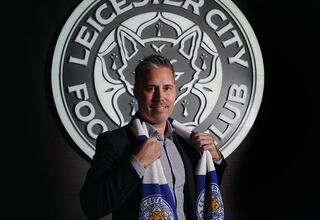 Martí Cifuentes por Van Nistelrooy